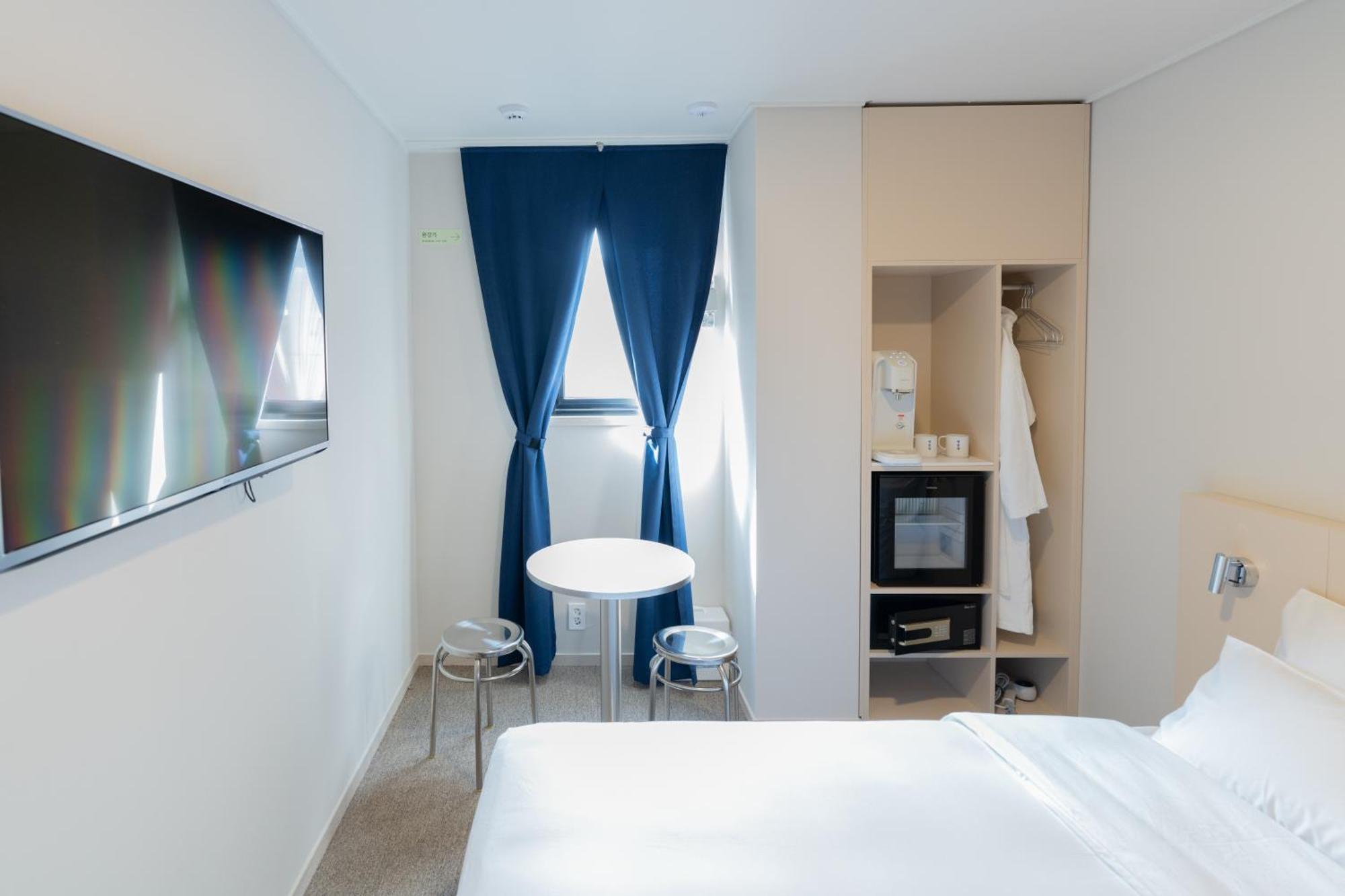 Hotel Myeongdongjang Сеул Екстериор снимка